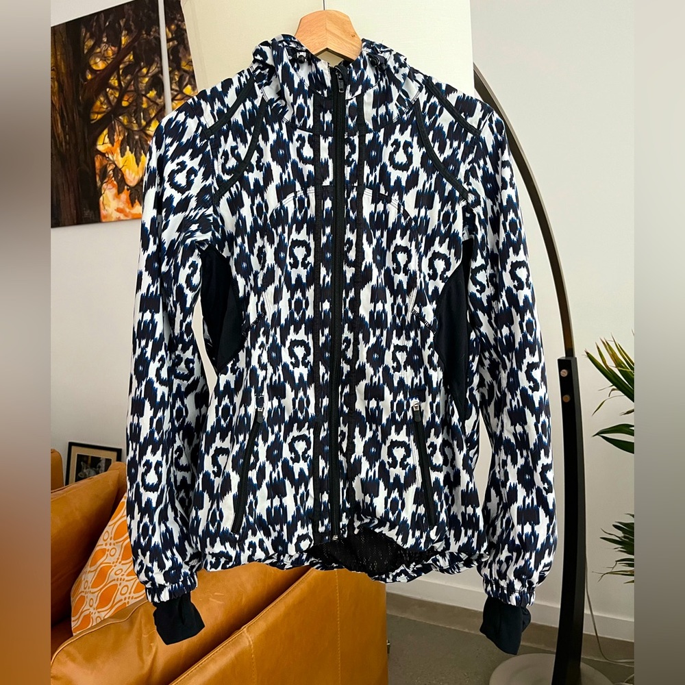 Lululemon Down Time Jacket